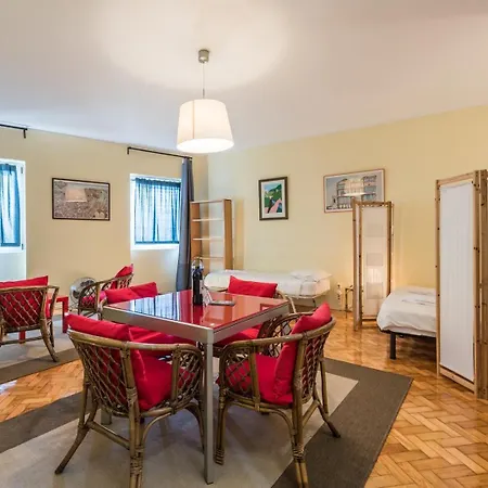 Guestready - Minimalistic Downtown * Oporto