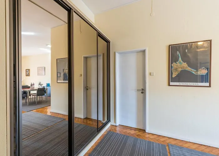 Guestready - Minimalistic Downtown * פורטו