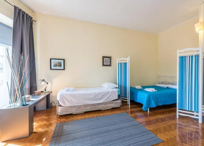 Guestready - Minimalistic Downtown * פורטו