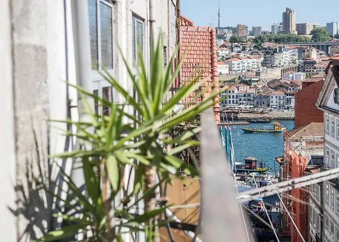 Guestready - Minimalistic Downtown Oporto