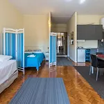 Guestready - Minimalistic Downtown