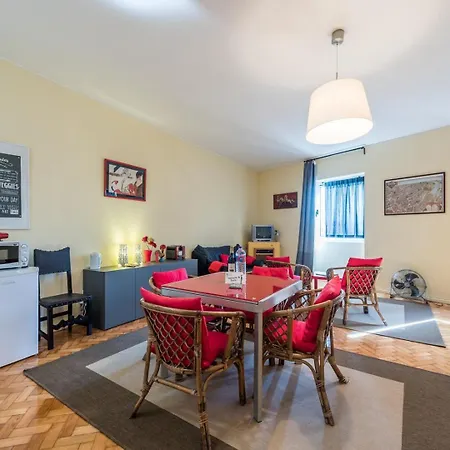 Guestready - Minimalistic Downtown דירה